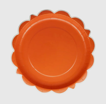 Falloween Rust Scalloped Paper Dinner Plate
