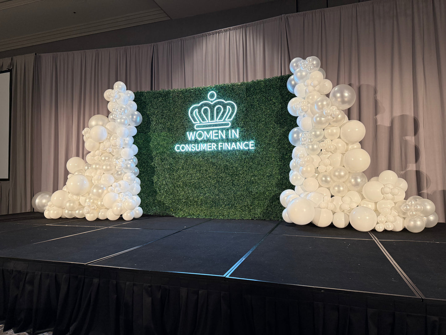 Deluxe Balloon Colors Garland