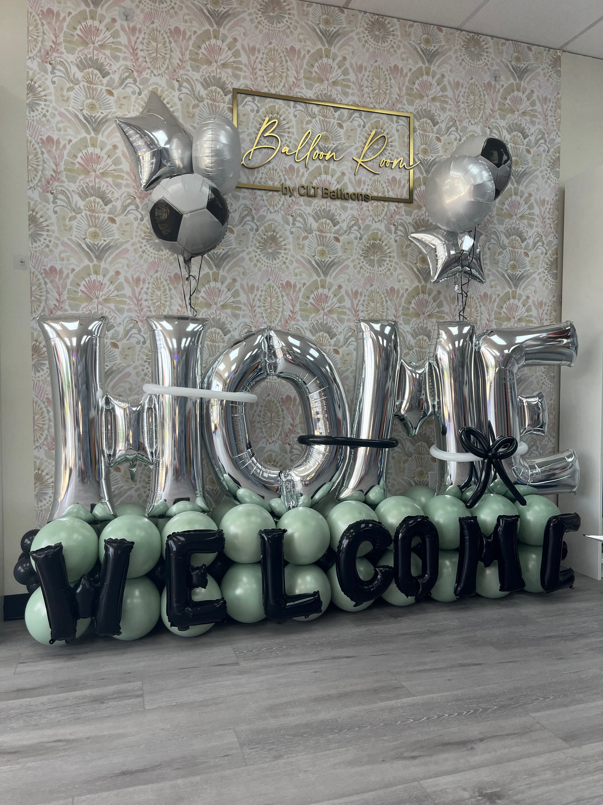 "Welcome Home" Balloon Bouquet with 6 Shape Balloons
