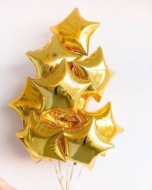 St. Patrick’s Half Dozen Gold Stars Foil Balloons with Balloon Weight