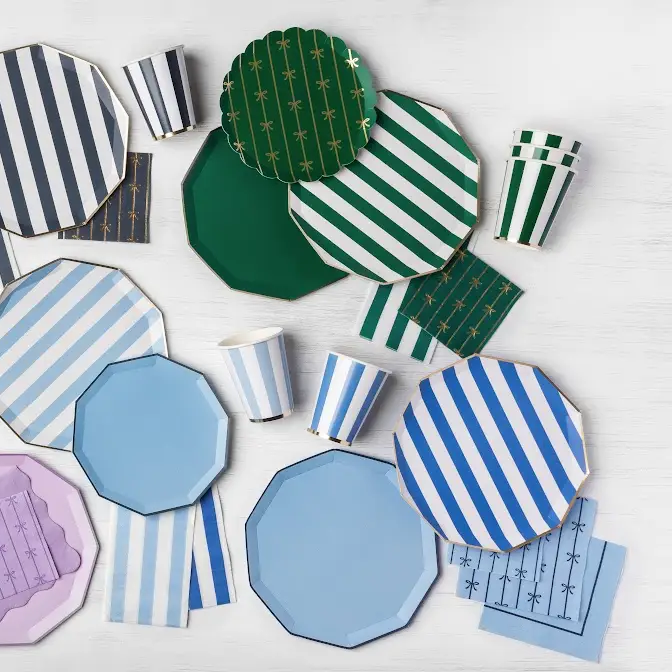 EMERALD GREEN SIGNATURE BOW SMALL PLATES